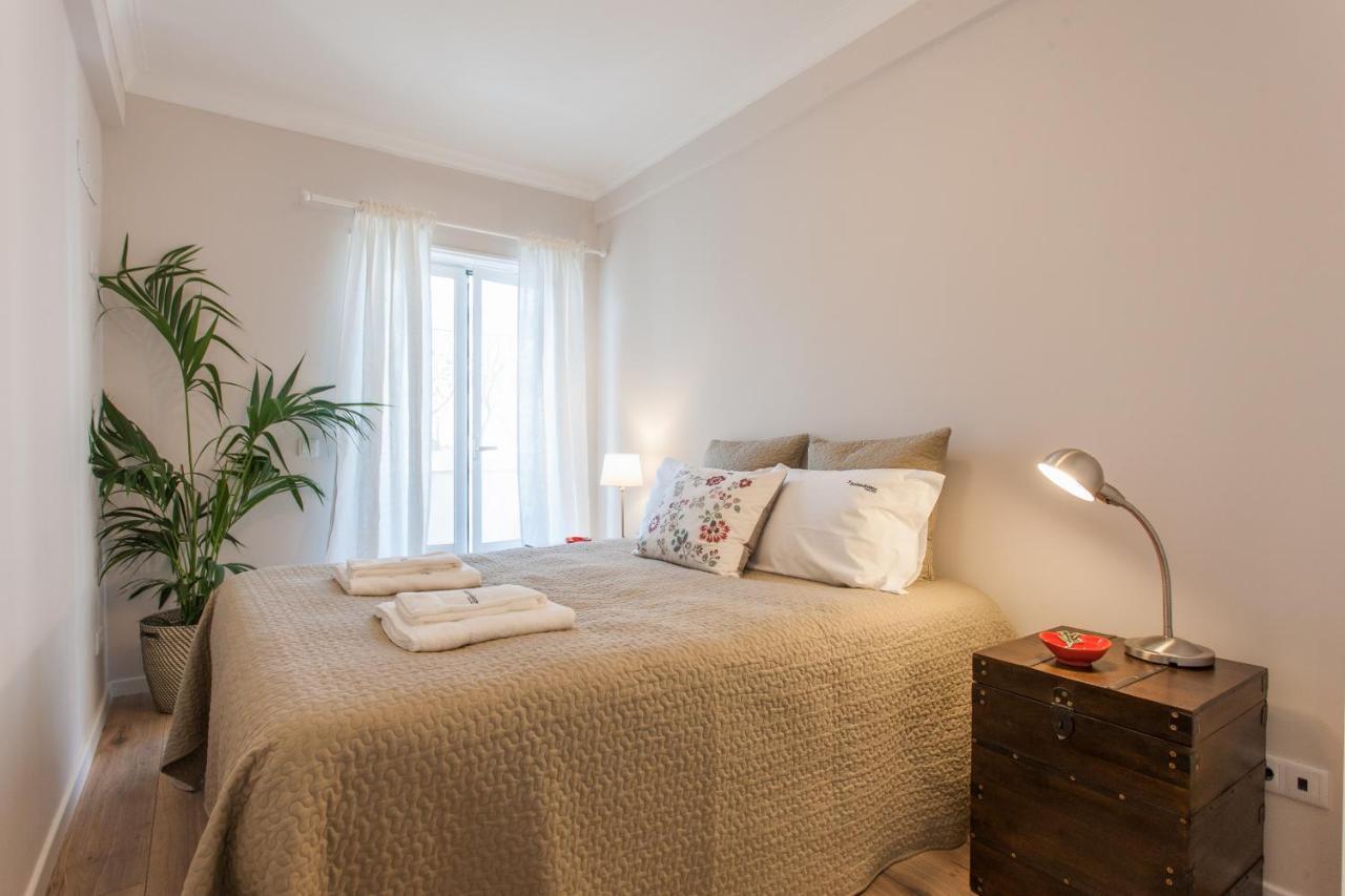 Flh Campo De Ourique Bright Apartment Lisabona Exterior foto